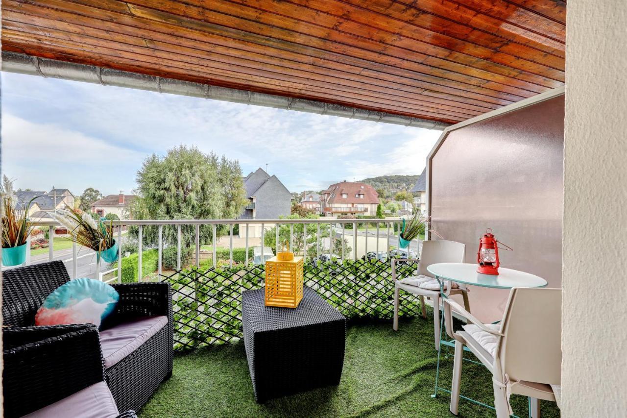 Magnifique Appart Avec Terrasse Equipee Et Wifi Gratuit Apartment Houlgate Luaran gambar